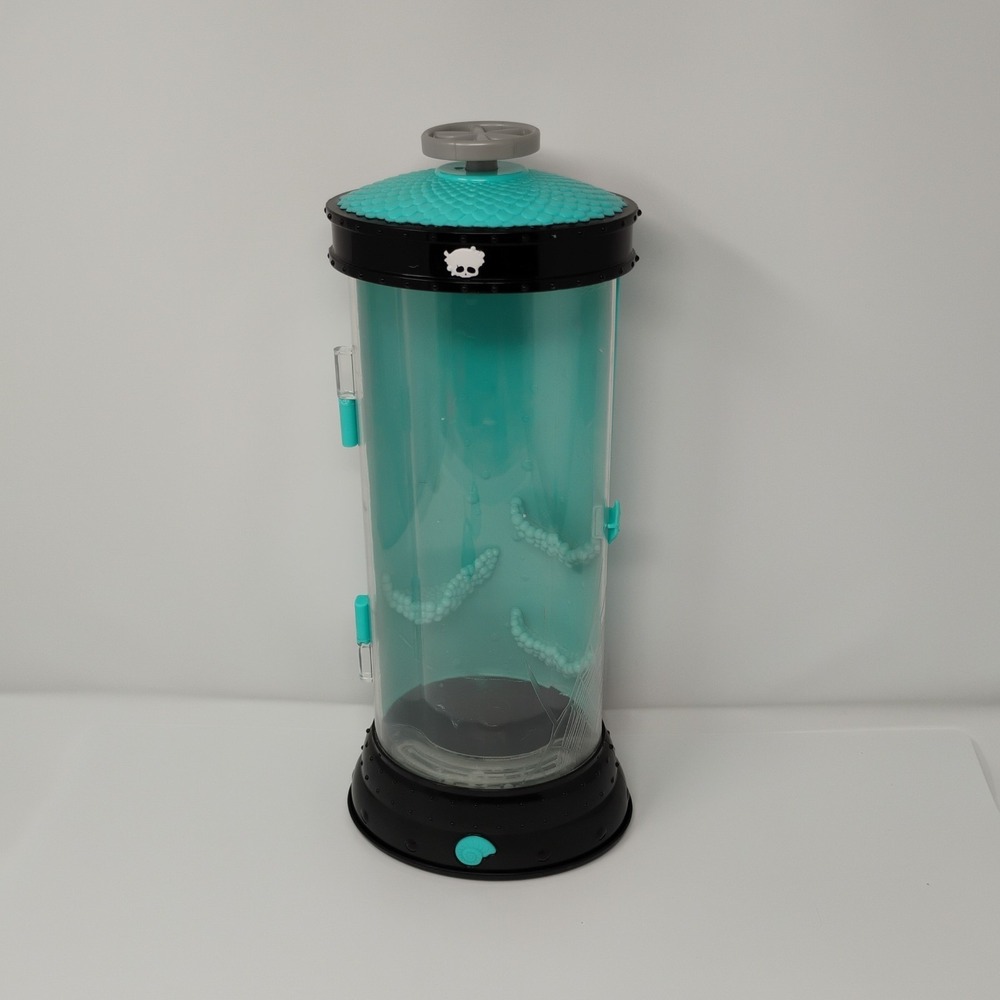Monster High Lagoona Blue Hydration Station - NOT WORKING - For Parts or Display